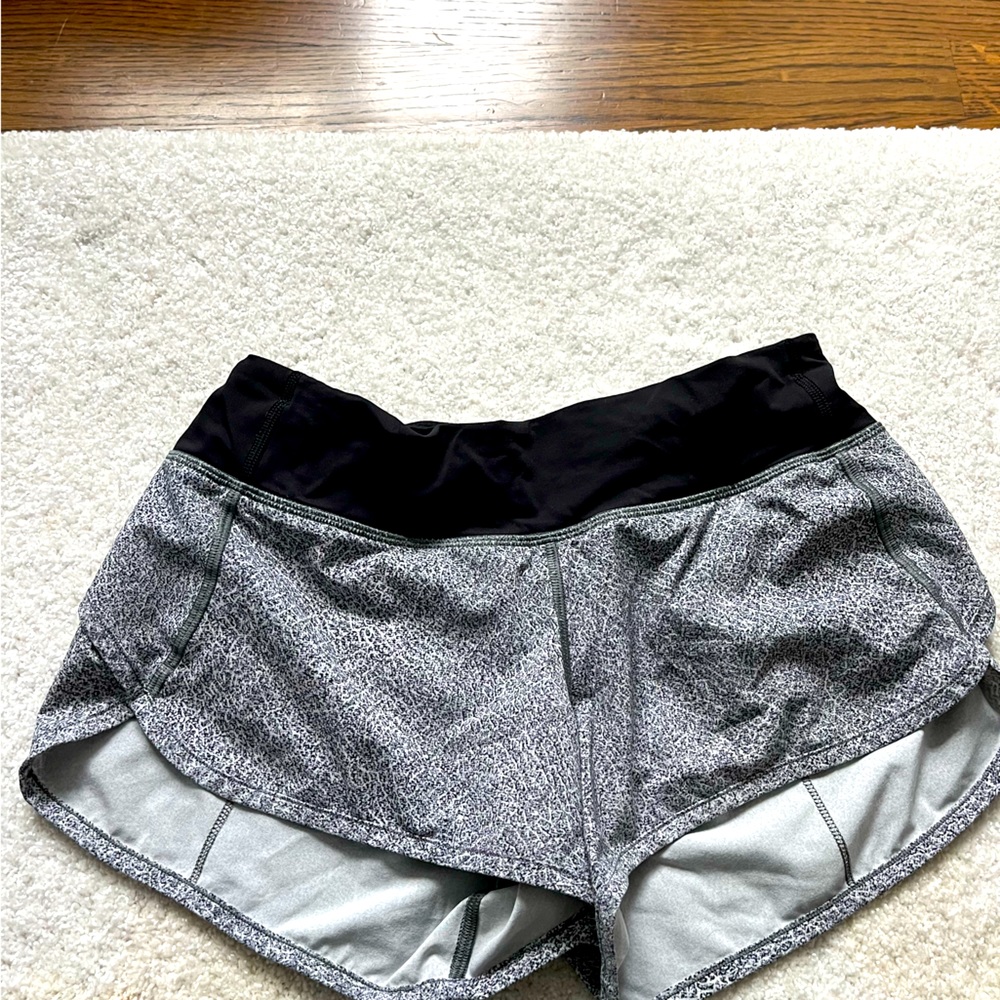 Lululemon, speed ups, size 4, black and white, discontinued